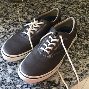 Speery Leather shoes